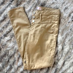 No Boundaries Khaki Jeans / Pants Size 11